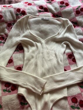 SO Women's Cream Ribbed V-Neck Sweater Bodysuit